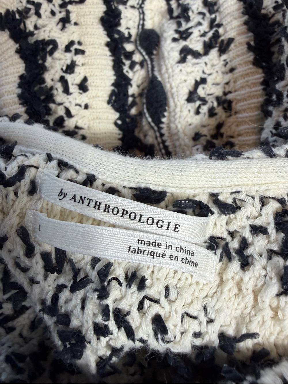 ANTHROPOLOGIE PILCRO RUFFLE SWEATER TANK SIZE S BLACK AND CREAM EXCELLENT CONDIT - Picture 13 of 13